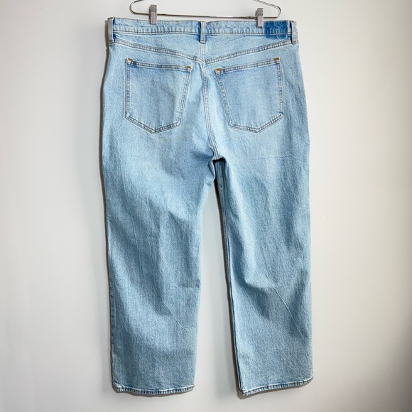 NWT Abercrombie Fitch The 90s High Rise Relaxed Jean Medium With Front Yoke 34 S - Picture 8 of 16